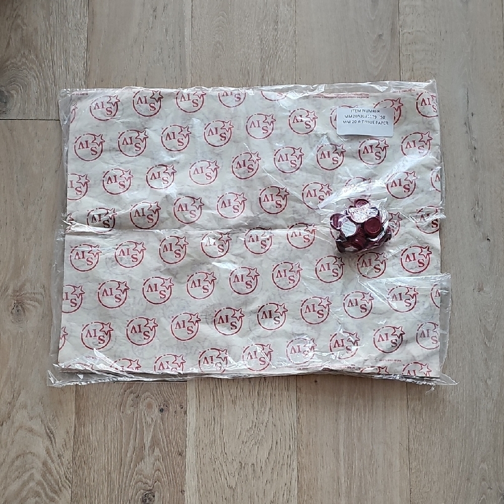 Makers Mark Whiskey Logo Tissue Paper And Wax Sticker Gift Wrap Set